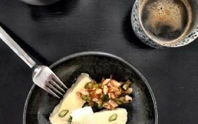Is med appelsin, pistacier og nøddekrokant – Semifreddo agli arancione e pistacchi e croccantino